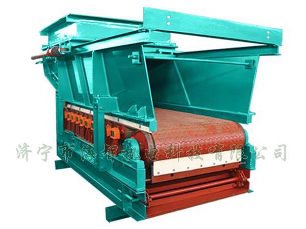 帶式（甲帶）給料機具有運行平穩(wěn)、節(jié)能、環(huán)保等優(yōu)點