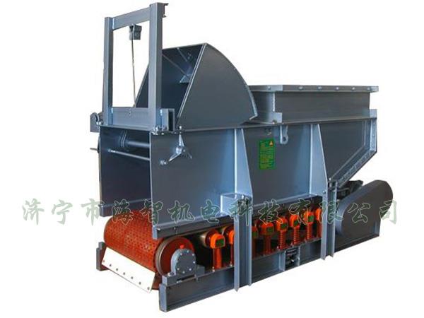 用手動、電動、液動或氣動驅(qū)動齒輪帶動弧型齒條來開啟或關(guān)閉扇型閘門